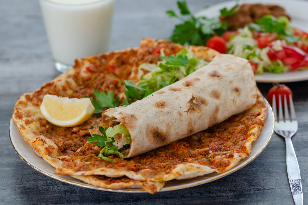 Acılı Lahmacun